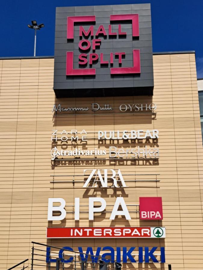 Mariposa, Apartment With Balcony, Private Parking In The Garage, Near The Biggest Shopping Center Mall Of سبليت المظهر الخارجي الصورة