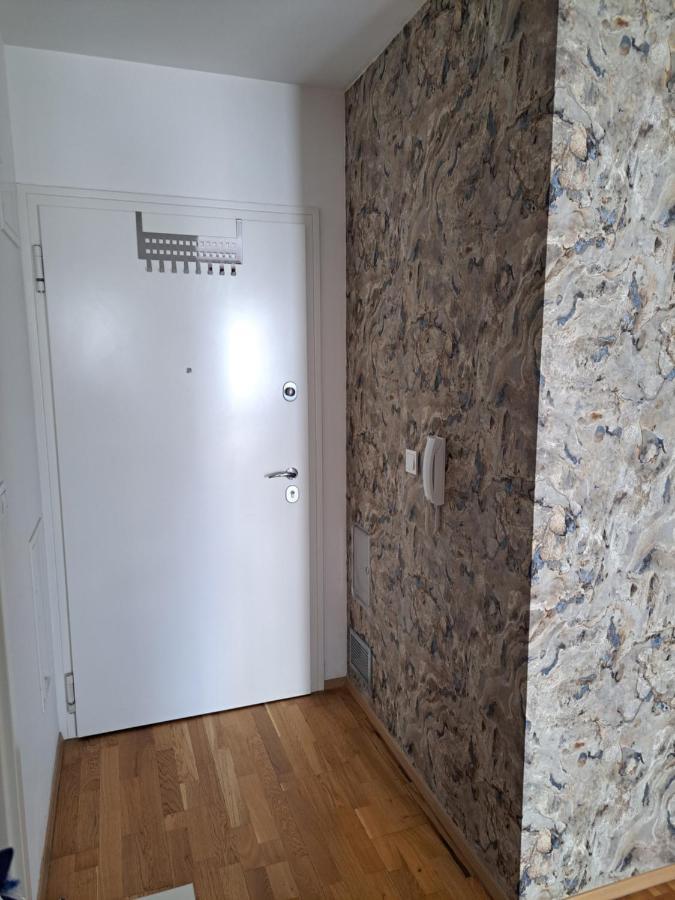 Mariposa, Apartment With Balcony, Private Parking In The Garage, Near The Biggest Shopping Center Mall Of سبليت المظهر الخارجي الصورة