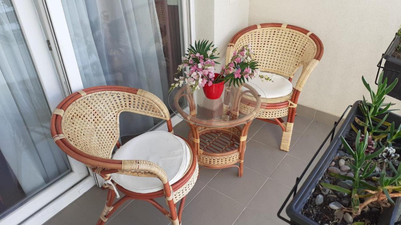 Mariposa, Apartment With Balcony, Private Parking In The Garage, Near The Biggest Shopping Center Mall Of سبليت المظهر الخارجي الصورة